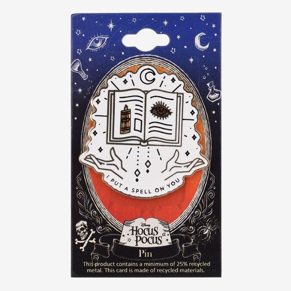 Hot Topic Accessories - Disney Hocus Pocus Celestial Spell Book Enamel Pin BoxLunch‎ Exclusive